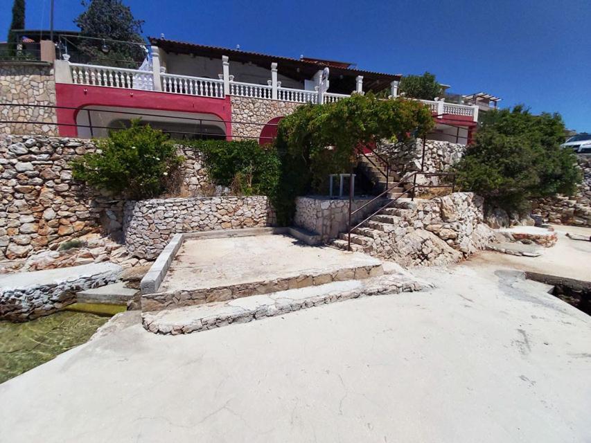 Apartments Carmen Vinišće Zewnętrze zdjęcie