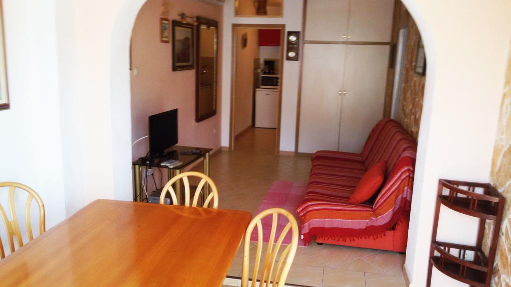 Apartments Carmen Vinišće Pokój zdjęcie