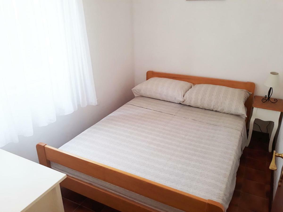 Apartments Carmen Vinišće Zewnętrze zdjęcie